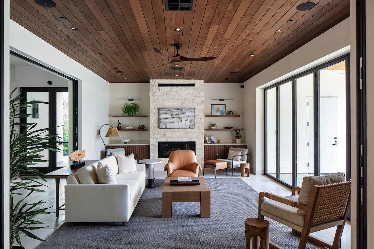 Indoor-outdoor lobby at Duchamp Hotel Healdsburg